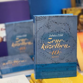 Juhász Előd: Zeneközelben 10.