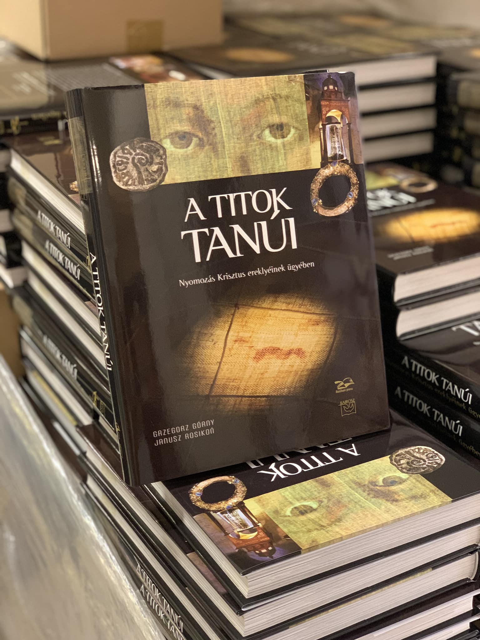 Újra kapható A titok tanúi című album