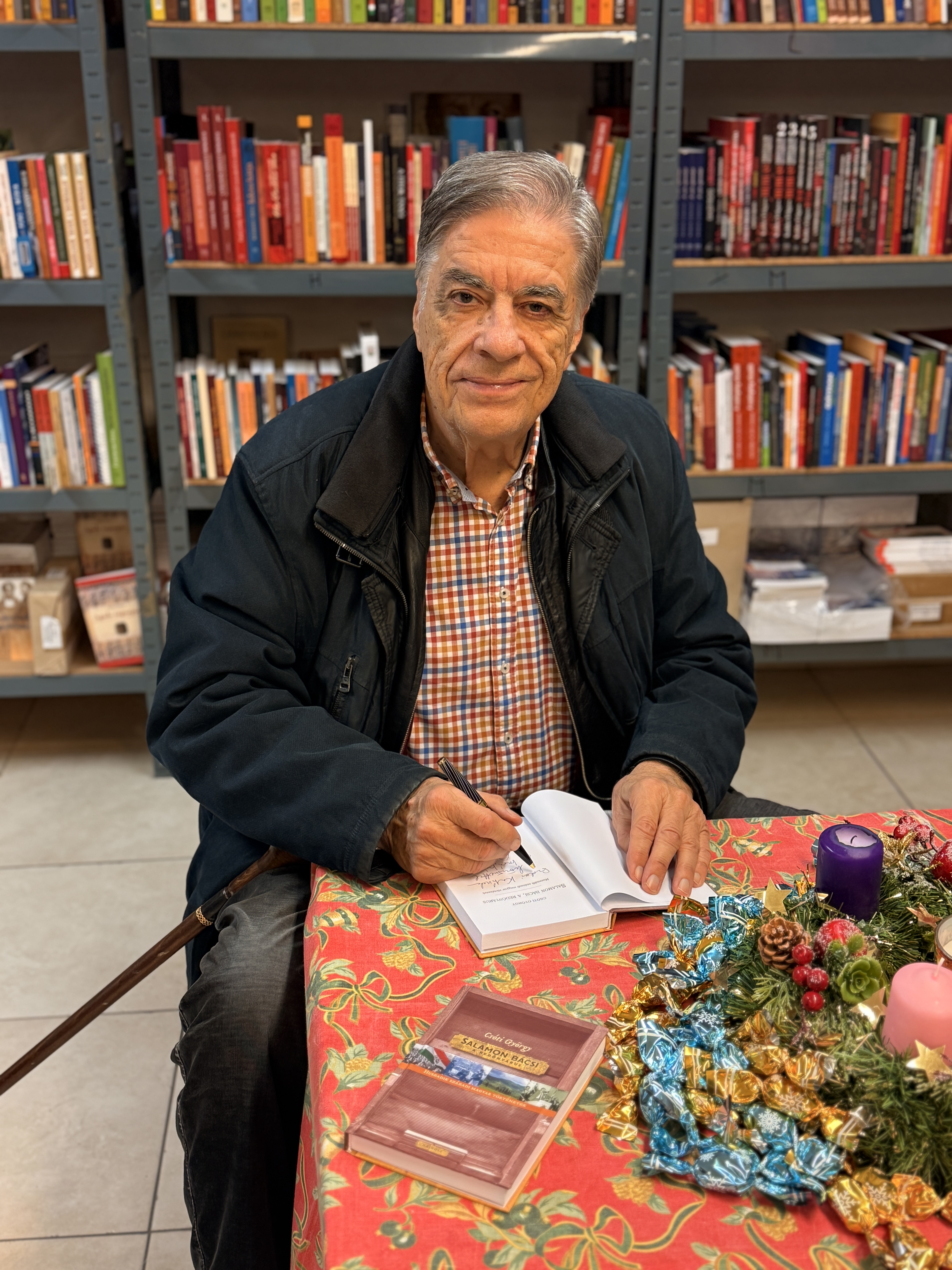 Csóti György dedikál